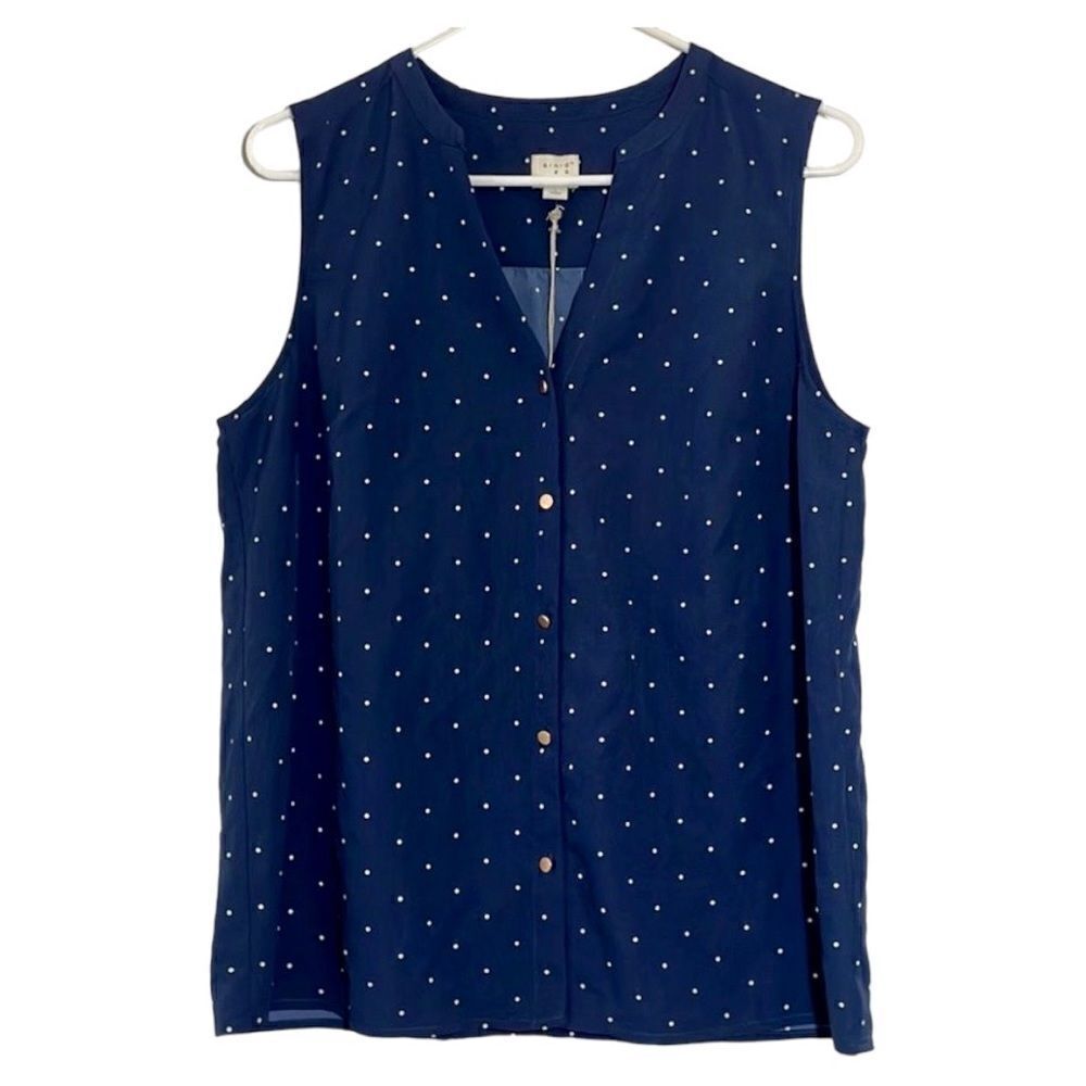 A New Day Women’s Polka Dot Sleeveless Button Front Blouse.